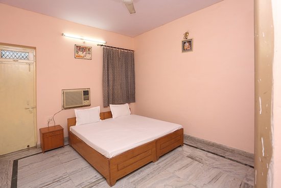 WhatsApp Image 2025-10-20 at 23.04.54_72cfad1a